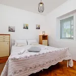 Apartment Mare