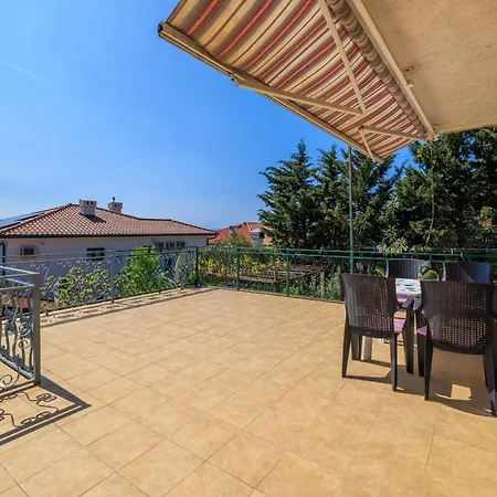 Mare Apartamento Novi Vinodolski