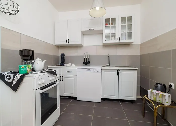 Mare * Novi Vinodolski