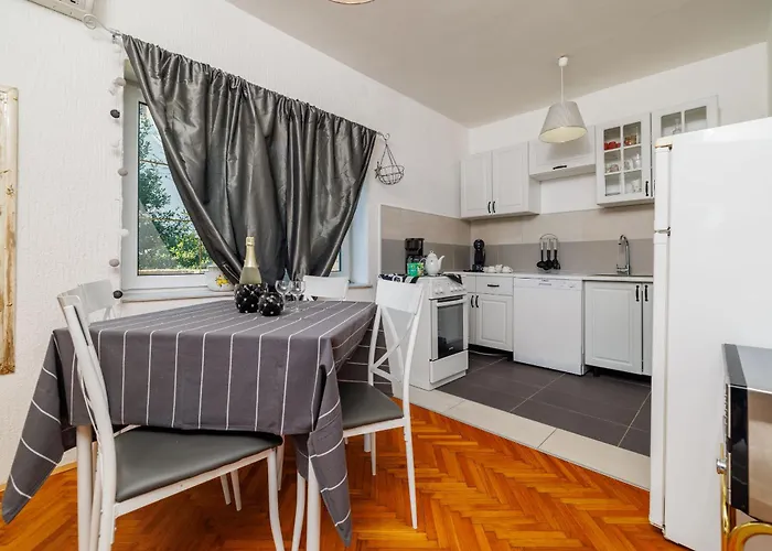 Mare Apartment Novi Vinodolski